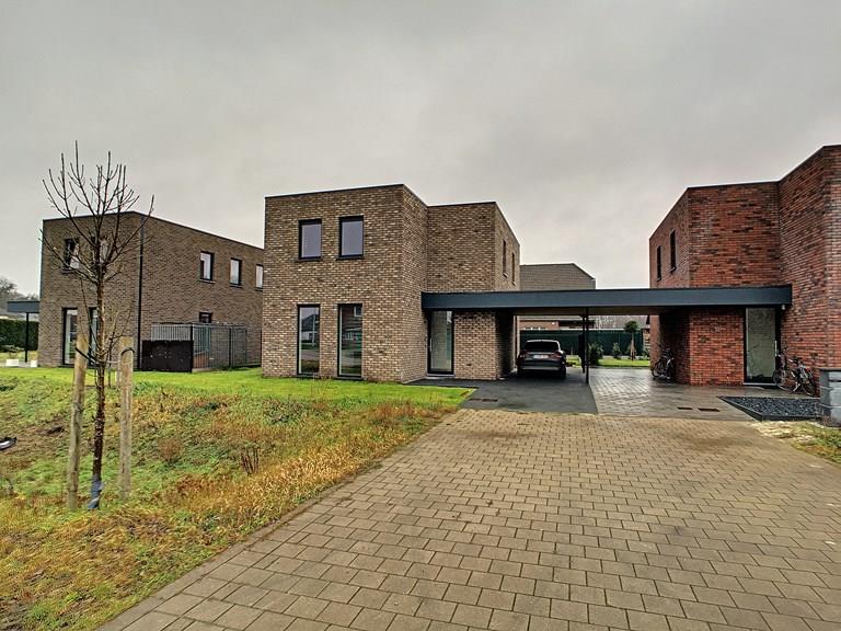 Bekijk alle afbeeldingen van Kruisveldstraat  en meer